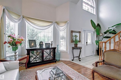 329 Heath Road, Edmonton, AB - Indoor With Fireplace