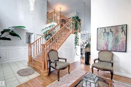 329 Heath Road, Edmonton, AB - Indoor Photo Showing Other Room