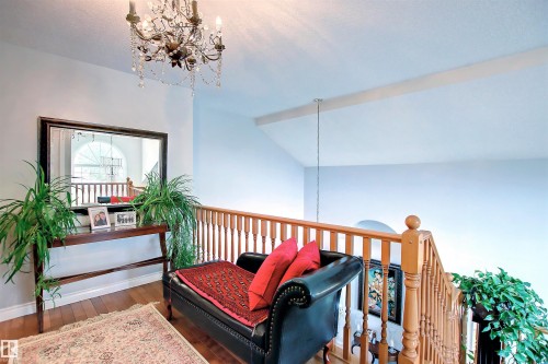 329 Heath Road, Edmonton, AB - Indoor