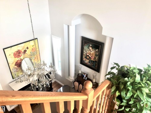 329 Heath Road, Edmonton, AB - Indoor