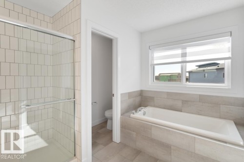 364 Bluff Cove, Leduc, AB - Indoor Photo Showing Bathroom