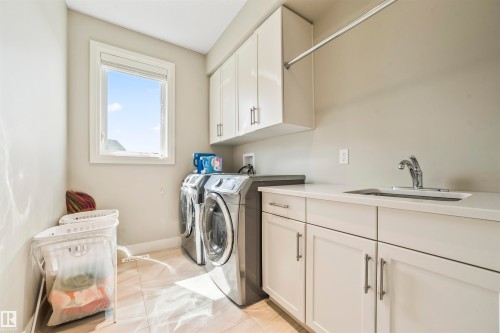 8948 20 Avenue, Edmonton, AB - Indoor Photo Showing Laundry Room