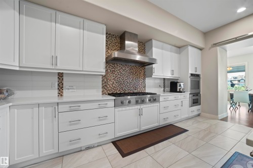 8948 20 Avenue, Edmonton, AB - Indoor Photo Showing Kitchen