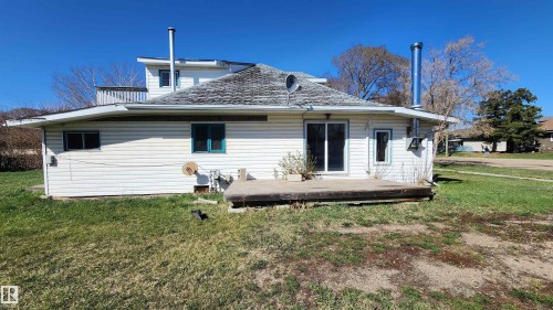 5012 51 Street, Mannville, AB - Outdoor