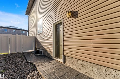 16756 60 Street, Edmonton, AB - Outdoor With Exterior