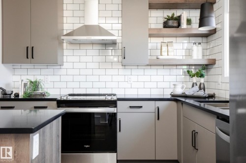 21120 25 Ave, Edmonton, AB - Indoor Photo Showing Kitchen With Upgraded Kitchen