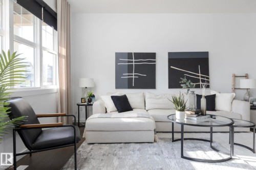 8123 228 Street, Edmonton, AB - Indoor