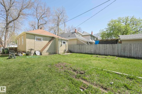 10730 93 Street, Edmonton, AB - Outdoor