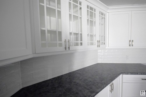 202 4110 43 Avenue, Bonnyville Town, AB - Indoor Photo Showing Kitchen