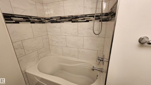 5413 50 Street, Elk Point, AB - Indoor Photo Showing Bathroom