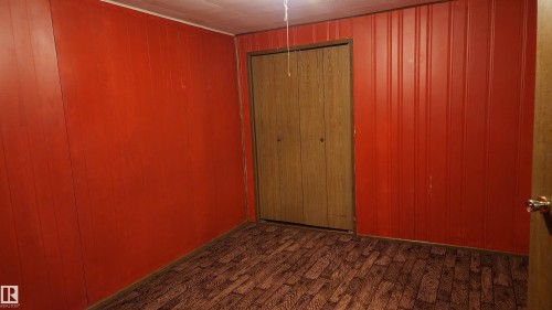 5413 50 Street, Elk Point, AB - Indoor Photo Showing Other Room