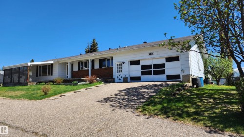 5413 50 Street, Elk Point, AB - Outdoor