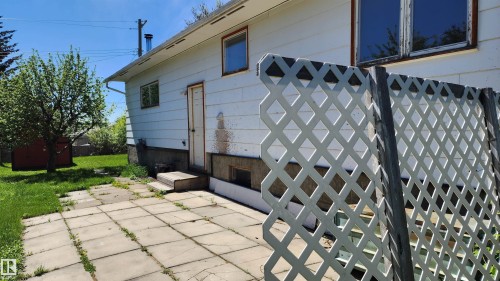 5413 50 Street, Elk Point, AB - Outdoor With Exterior