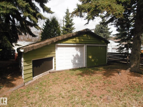 3830 112 Avenue, Edmonton, AB - Outdoor