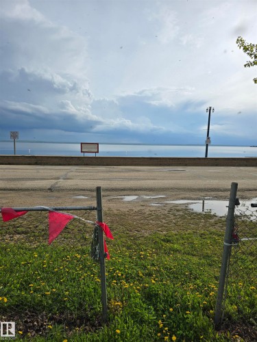 5618 Lake Drive, Rural Wetaskiwin County, AB 