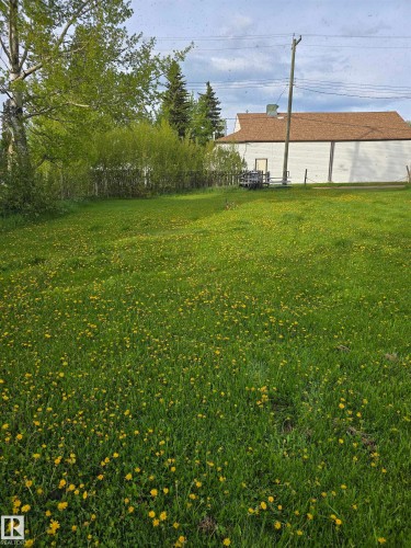 5618 Lake Drive, Rural Wetaskiwin County, AB 