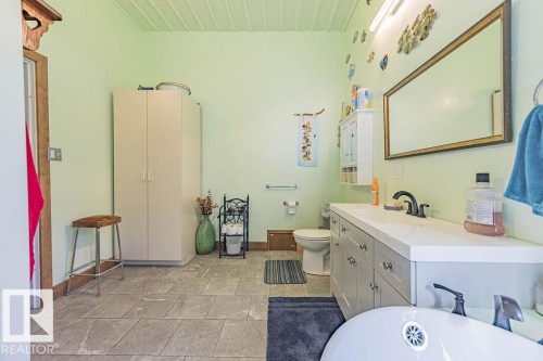 58031 Range Road 21, Rural Barrhead County, AB - Indoor Photo Showing Bathroom