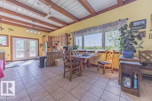 58031 Range Road 21, Rural Barrhead County, AB - Indoor