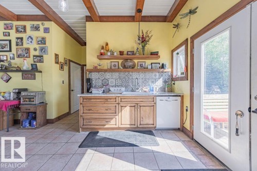 58031 Range Road 21, Rural Barrhead County, AB - Indoor Photo Showing Other Room