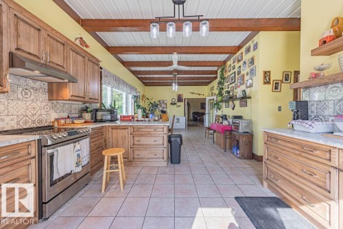 58031 Range Road 21, Rural Barrhead County, AB - Indoor Photo Showing Kitchen