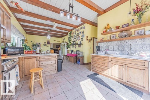 58031 Range Road 21, Rural Barrhead County, AB - Indoor Photo Showing Other Room