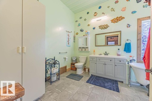 58031 Range Road 21, Rural Barrhead County, AB - Indoor Photo Showing Bathroom