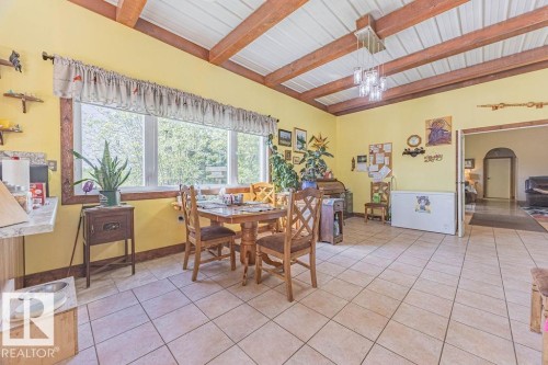 58031 Range Road 21, Rural Barrhead County, AB - Indoor Photo Showing Dining Room