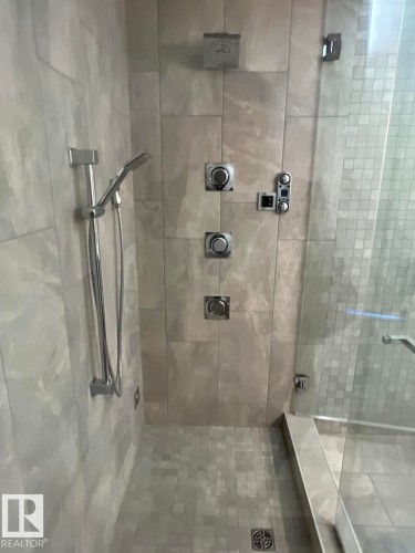 1003 11969 Jasper Avenue, Edmonton, AB - Indoor Photo Showing Bathroom