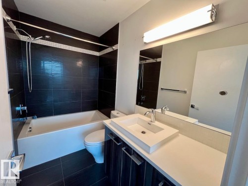 1003 11969 Jasper Avenue, Edmonton, AB - Indoor Photo Showing Bathroom