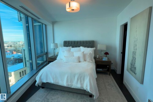 1003 11969 Jasper Avenue, Edmonton, AB - Indoor Photo Showing Bedroom