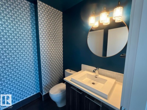 1003 11969 Jasper Avenue, Edmonton, AB - Indoor Photo Showing Bathroom