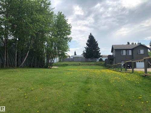 807 10 Avenue, Cold Lake, AB 