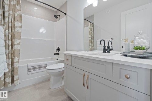 103 Dansereau Way, Beaumont, AB - Indoor Photo Showing Bathroom