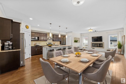 9654 83 Avenue, Edmonton, AB - Indoor Photo Showing Dining Room