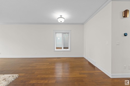 9654 83 Avenue, Edmonton, AB - Indoor Photo Showing Other Room
