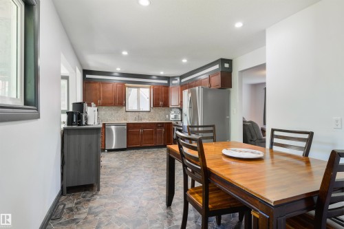 6130 Highway 16, Rural Parkland County, AB - Indoor Photo Showing Other Room