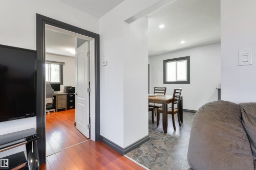 6130 Highway 16, Rural Parkland County, AB - Indoor