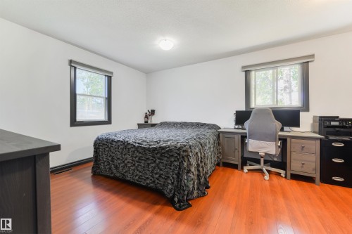 6130 Highway 16, Rural Parkland County, AB - Indoor Photo Showing Bedroom