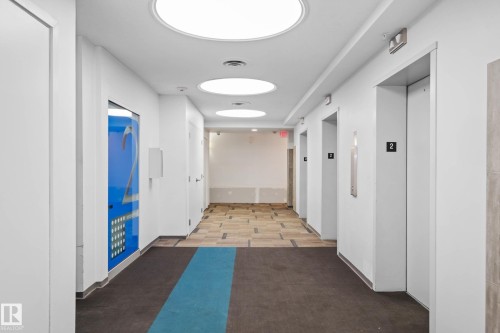 202 10024 Jasper Avenue, Edmonton, AB - Indoor Photo Showing Other Room