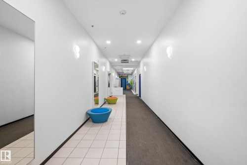 202 10024 Jasper Avenue, Edmonton, AB - Indoor Photo Showing Other Room