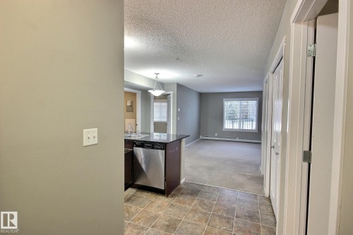 Edmonton, AB - Indoor