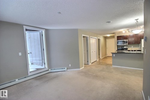 Edmonton, AB - Indoor Photo Showing Kitchen