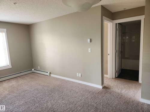 309 5370 Chappelle Road, Edmonton, AB - Indoor Photo Showing Other Room