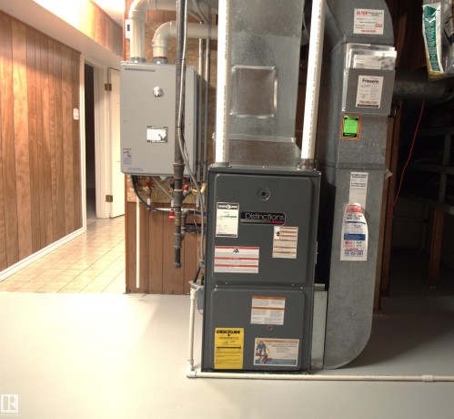 10719 152 Street, Edmonton, AB - Indoor Photo Showing Basement