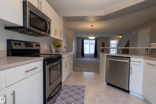97 465 Hemingway Road, Edmonton, AB - Indoor Photo Showing Kitchen With Stainless Steel Kitchen