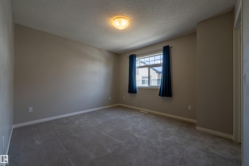 97 465 Hemingway Road, Edmonton, AB - Indoor Photo Showing Other Room