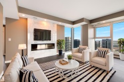 3802 10180 103 Street  Edmonton, AB T5J 0L1