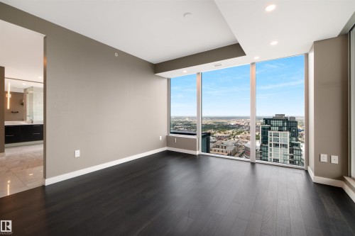 3802 10180 103 Street, Edmonton, AB - Indoor