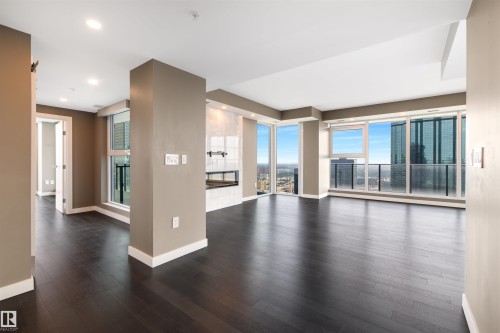 3802 10180 103 Street, Edmonton, AB - Indoor