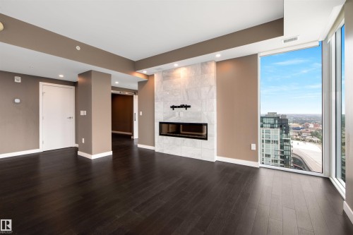 3802 10180 103 Street, Edmonton, AB - Indoor